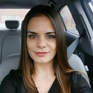 Meet your Posher, Lauren